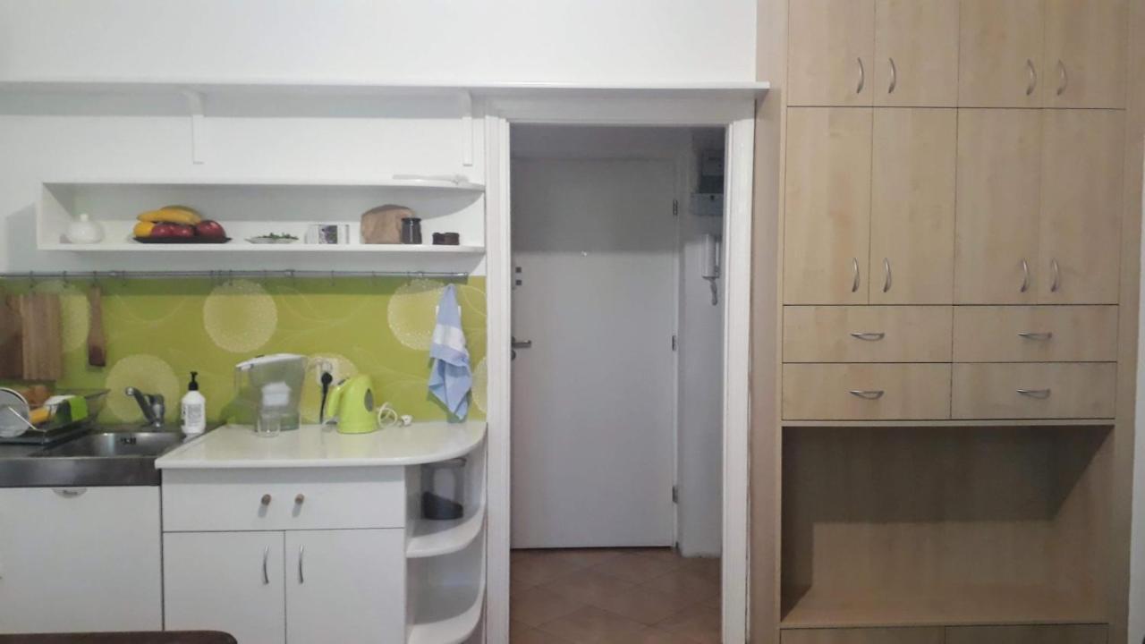 Kawalerka Na Starym Zoliborzu Apartamento Varsovia Exterior foto