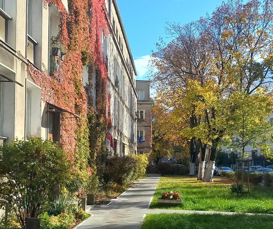 Kawalerka Na Starym Zoliborzu Apartamento Varsovia Exterior foto